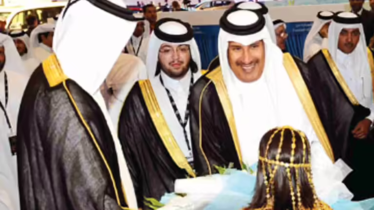 حمد بن جاسم يفتتح معرض قطر الدولي للسيارات 2013