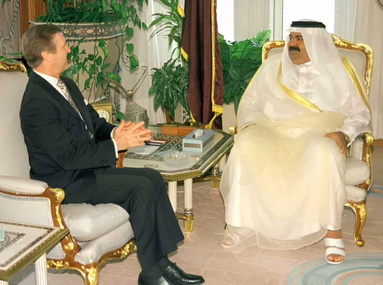 أمير-قطر-يلتقي-كوهين