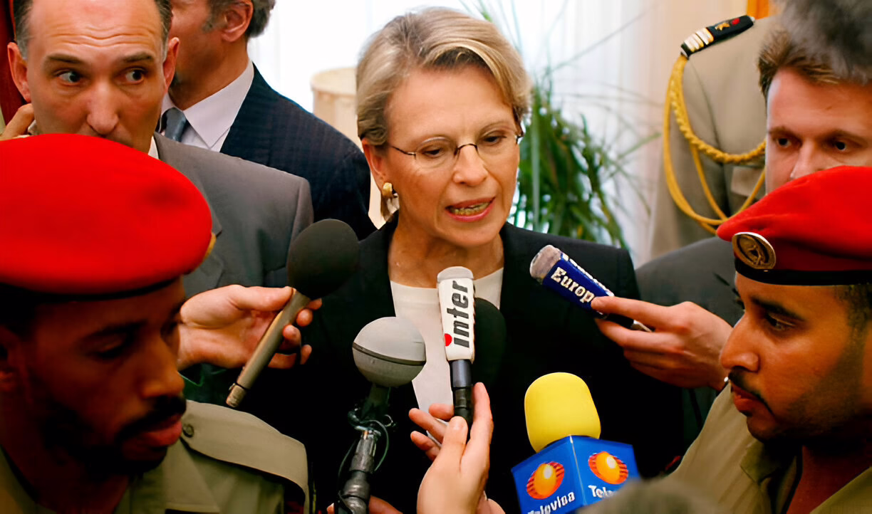 حمد_بن_خليفة_ميشيل_أليو_ماري