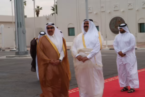 سمو الأمير يستقبل نائب رئيس دولة الإمارات في الدوحة – 9 أبريل 2006