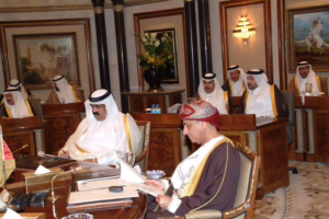 سمو الأمير حمد بن خليفة يشارك في القمة التشاورية الثامنة لدول مجلس التعاون بالرياض – 6 مايو 2006