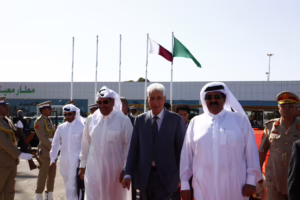 الأمير حمد بن خليفة في زيارة خارجية إلى ليبيا برفقة رئيس الوزراء حمد بن جاسم – 20 أكتوبر 2009