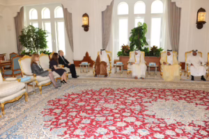 رئيس الوزراء الشيخ حمد بن جاسم بن جبر آل ثاني يستقبل وزير الشؤون الداخلية الجورجي في الدوحة – 9 ديسمبر 2009