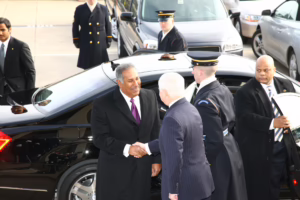 معالي رئيس مجلس الوزراء وزير الخارجية الشيخ يلتقي وزير الدفاع الأمريكي ورئيسة مجلس النواب في واشنطن – 5 يناير 2010
