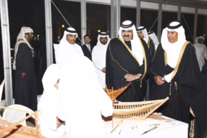 سمو الأمير الشيخ حمد بن خليفة آل ثاني يفتتح مركز دوحة لاند للمعرفة وإثراء المجتمع على كورنيش الدوحة – 13 يناير 2010