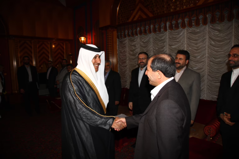 معالي رئيس مجلس الوزراء وزير الخارجية الشيخ حمد بن جاسم بن جبر آل ثاني يستقبل وزير الداخلية الإيراني في الدوحة – 8 مارس 2010