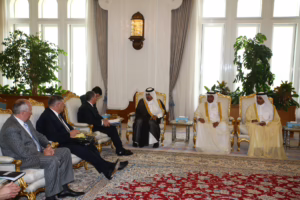 معالي رئيس مجلس الوزراء وزير الخارجية الشيخ حمد بن جاسم بن جبر آل ثاني يستقبل نائب رئيس الوزراء الروسي – 11 أبريل 2010