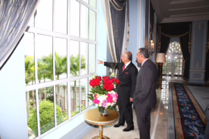 معالي رئيس مجلس الوزراء وزير الخارجية الشيخ حمد بن جاسم بن جبر آل ثاني فى زيارة إلى ماليزيا ويجتمع مع رئيس الوزراء الماليزي – 14 مايو 2010