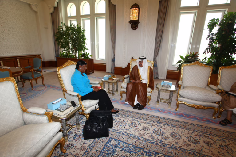 معالي رئيس مجلس الوزراء وزير الخارجية الشيخ حمد بن جاسم بن جبر آل ثاني يستقبل وزيرة خارجية سيراليون – 17 مايو 2010