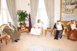 سمو الأمير الشيخ حمد بن خليفة آل ثاني يستقبل رئيس وزراء الكويت في الدوحة – 29 مايو 2010