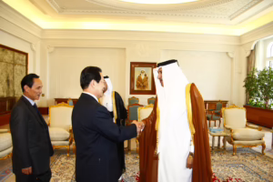 معالي رئيس مجلس الوزراء وزير الخارجية الشيخ حمد بن جاسم بن جبر آل ثاني يستقبل نائب وزير خارجية كوريا الشمالية في الدوحة – 2 يونيو 2010