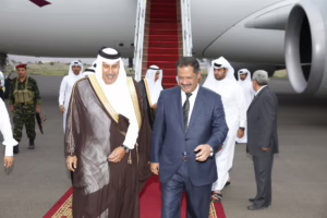 معالي رئيس مجلس الوزراء وزير الخارجية الشيخ حمد بن جاسم بن جبر آل ثاني يلتقي الرئيس اليمني في صنعاء – 16 أغسطس 2010