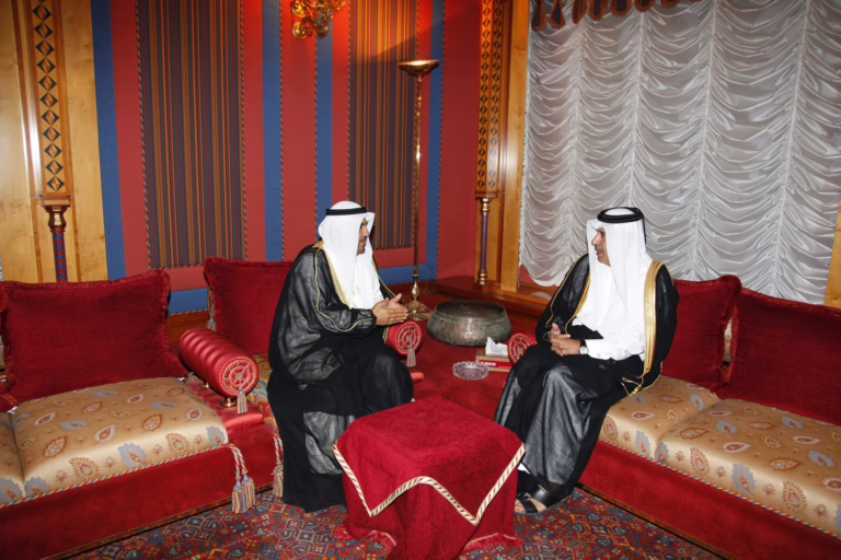 معالي رئيس مجلس الوزراء وزير الخارجية الشيخ حمد بن جاسم بن جبر آل ثاني يستقبل سفير دولة الكويت في الدوحة – 31 أغسطس 2010
