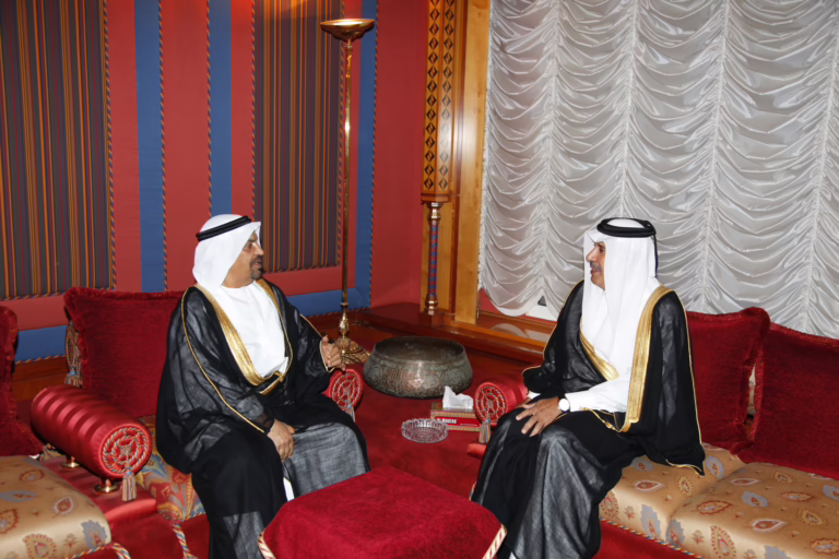 معالي رئيس مجلس الوزراء وزير الخارجية الشيخ حمد بن جاسم بن جبر آل ثاني يستقبل سفير دولة الإمارات العربية المتحدة في الدوحة – 31 أغسطس 2010