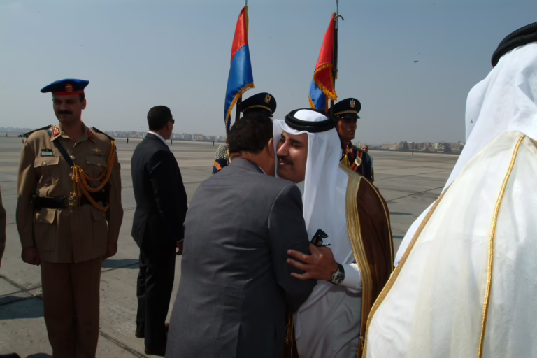 أمير قطر في زيارة رسمية إلى مصر – 10 أكتوبر 2004
