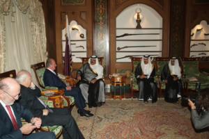 سمو الأمير يستقبل ملك إسبانيا في الدوحة – 26 أبريل 2006