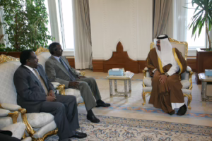 الشيخ حمد بن جاسم يستقبل وزير الاقتصاد الإريتري في الدوحة – 23 يناير 2007