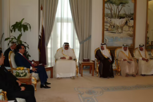 سمو الأمير الشيخ حمد بن خليفة آل ثاني يستقبل رئيس طاجيكستان في الدوحة – 6 مايو 2007