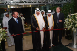 معالي الشيخ حمد بن جاسم بن جبر آل ثاني يفتتح مقر مركز قطر للمال بالدوحة – 27 مايو 2007