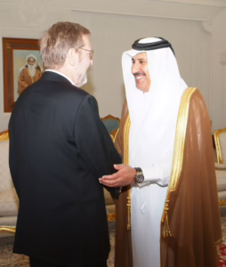 رئيس مجلس الوزراء وزير الخارجية يستقبل وزير خارجية الدنمارك في الدوحة – 2 مايو 2007