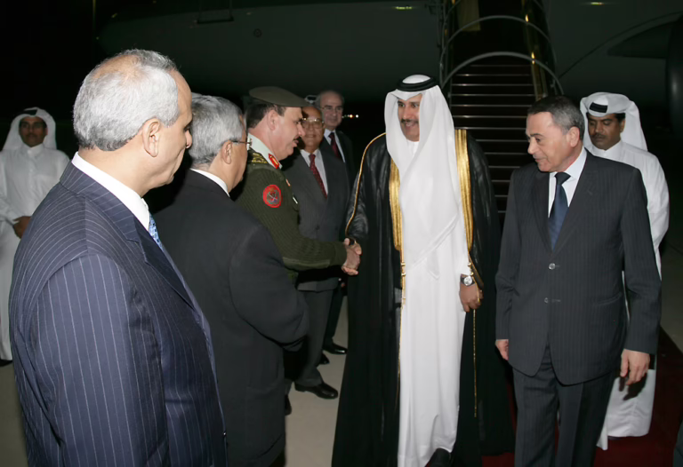 رئيس الوزراء حمد بن جاسم يصل الأردن للمشاركة في مؤتمر المرأة العربية – 4 نوفمبر 2007