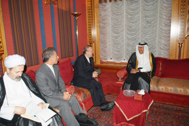 رئيس الوزراء حمد بن جاسم يستقبل وزير خارجية إيران في الدوحة – 21 نوفمبر 2007