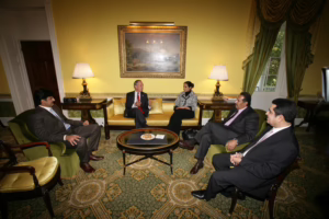 ولي العهد تميم بن حمد يلتقي عمدة نيويورك في نيويورك – 17 سبتمبر 2006