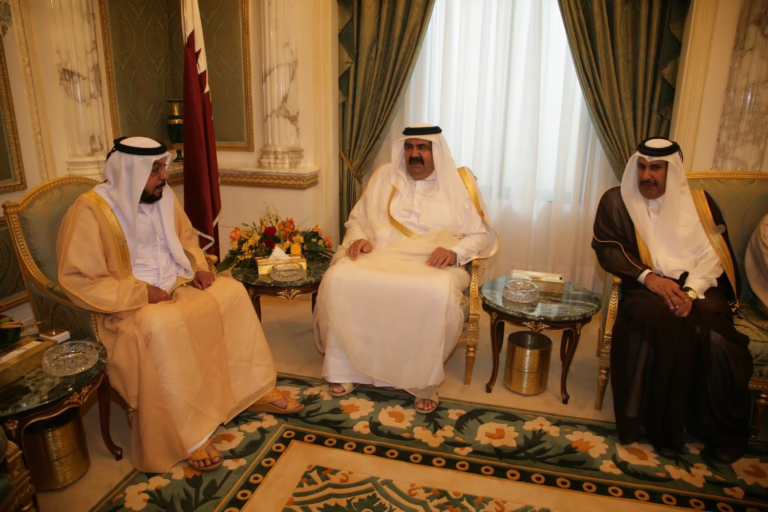 الأمير حمد بن خليفة يلتقي الشيخ خليفة بن زايد في الرياض – 18 نوفمبر 2007