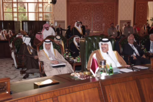 رئيس مجلس الوزراء يشارك في الجلسة الختامية للقمة الاقتصادية بالكويت – 20 يناير 2009