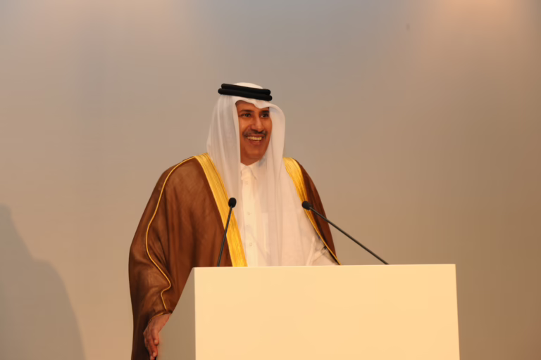 معالي رئيس مجلس الوزراء وزير الخارجية الشيخ حمد بن جاسم بن جبر آل ثاني يفتتح منتدى كريدي سويس للأسواق الناشئة في الدوحة – 8 نوفمبر 2010