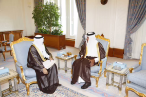 معالي رئيس مجلس الوزراء وزير الخارجية الشيخ حمد بن جاسم بن جبر آل ثاني يستقبل سفير المملكة العربية السعودية لدى قطر – 9 يناير 2011
