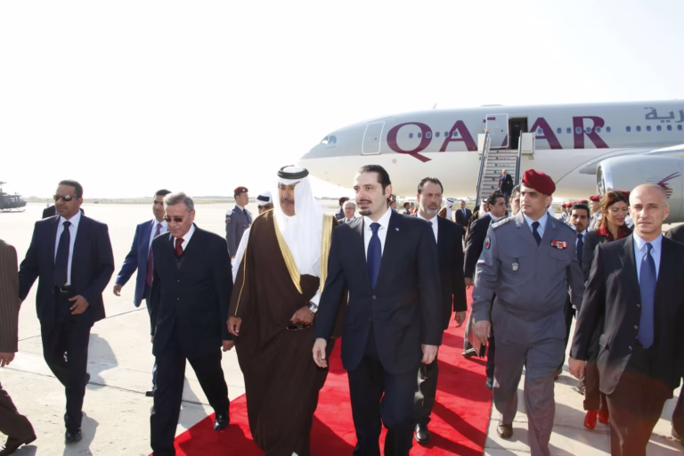 معالي رئيس مجلس الوزراء وزير الخارجية الشيخ حمد بن جاسم بن جبر آل ثاني يزور بيروت في إطار وساطة قطرية-تركية – 18 يناير 2011