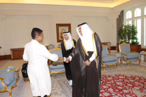 معالي رئيس مجلس الوزراء وزير الخارجية الشيخ حمد بن جاسم بن جبر آل ثاني يستقبل وكيل الأمين العام للأمم المتحدة للشؤون الإنسانية – 20 فبراير 2011