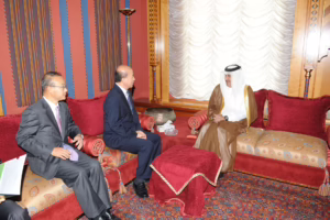 معالي رئيس مجلس الوزراء وزير الخارجية الشيخ حمد بن جاسم بن جبر آل ثاني يلتقي وزير البيئة لجمهورية كوريا في الدوحة – 15 مارس 2011