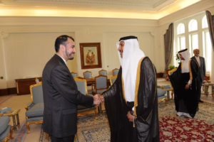 معالي رئيس مجلس الوزراء وزير الخارجية الشيخ حمد بن جاسم بن جبر آل ثاني يستقبل وزير الخارجية الإيراني علي أكبر صالحي في الدوحة – 2 مايو 2011