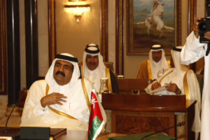 سمو الأمير الشيخ حمد بن خليفة آل ثاني يشارك في اللقاء التشاوري الثالث عشر لقادة دول مجلس التعاون لدول الخليج العربية في الرياض – 10 مايو 2011