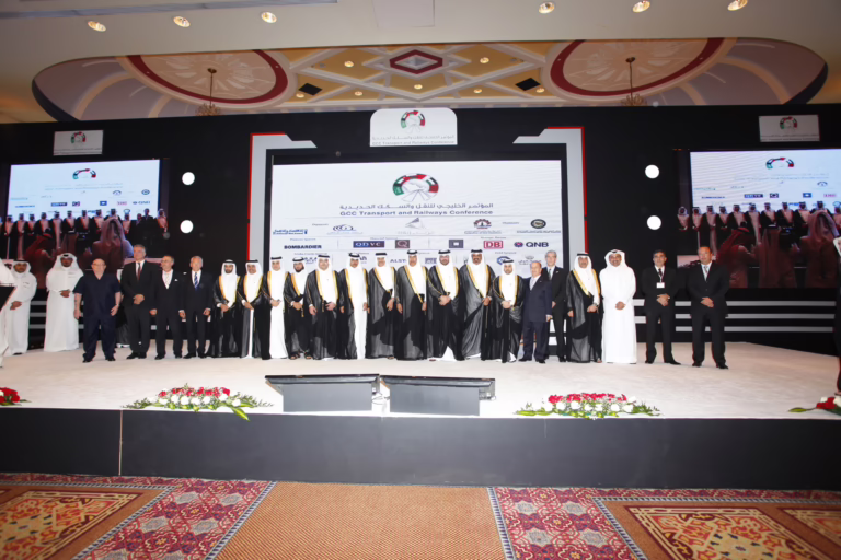 معالي رئيس مجلس الوزراء وزير الخارجية الشيخ حمد بن جاسم بن جبر آل ثاني يفتتح المؤتمر الخليجي للنقل والسكك الحديدية في الدوحة – 17 أكتوبر 2011