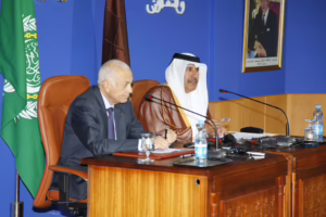 معالي رئيس مجلس الوزراء وزير الخارجية الشيخ حمد بن جاسم بن جبر آل ثاني يعقد مؤتمرًا صحفيًا في الرباط – 16 نوفمبر 2011