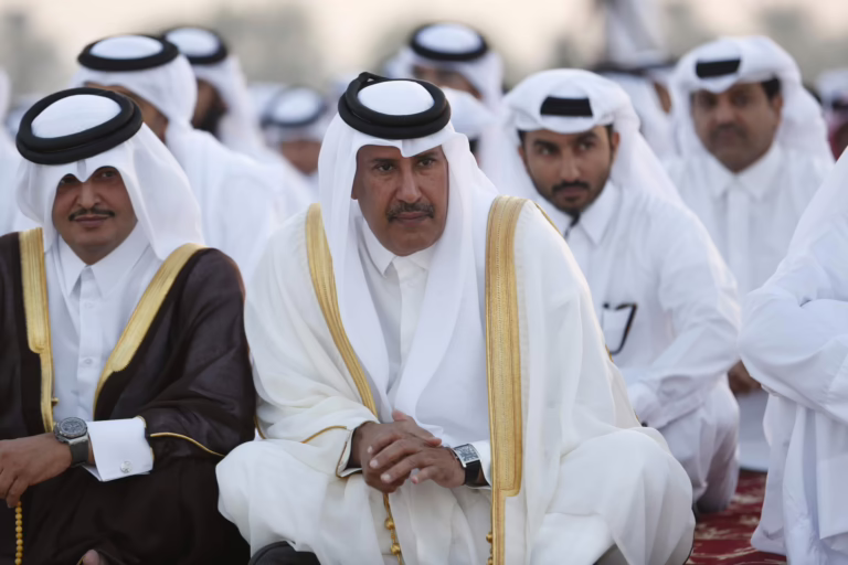 سمو الأمير الشيخ تميم بن حمد آل ثاني يؤدي صلاة عيد الأضحى ويستقبل المهنئين في الدوحة – 15 أكتوبر 2013