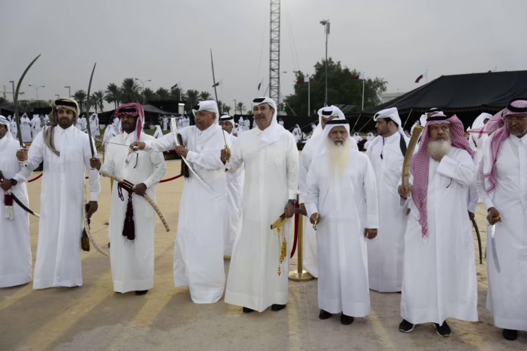 الشيخ حمد بن جاسم بن جبر آل ثاني يشارك في عرضة «هل قطر» بالدوحة – 17 ديسمبر 2019