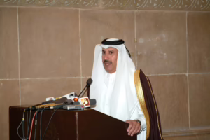 سمو الأمير الشيخ حمد بن خليفة آل ثاني يغادر نيودلهي بعد زيارة رسمية إلى الهند – 15 أبريل 2005