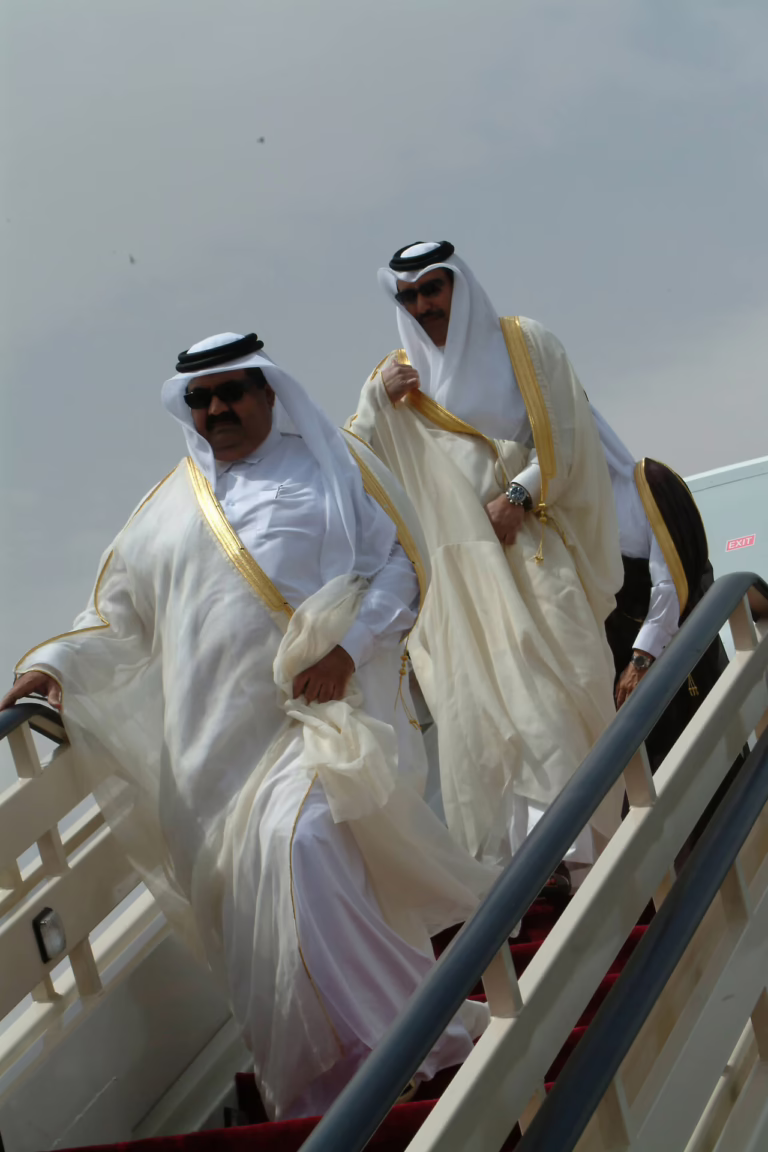 سمو الأمير الشيخ حمد بن خليفة آل ثاني يشارك في القمة الخليجية التشاورية السابعة في الرياض – 28 مايو 2005