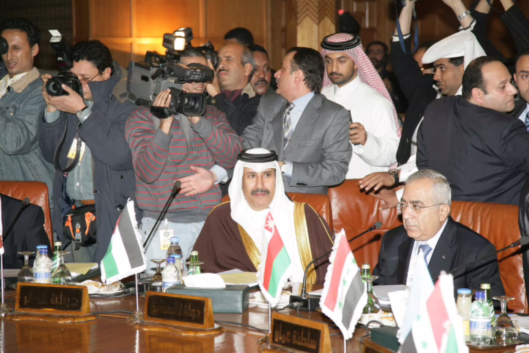 معالي رئيس مجلس الوزراء وزير الخارجية الشيخ حمد بن جاسم بن جبر آل ثاني يشارك في الاجتماع الطارئ لوزراء الخارجية العرب في القاهرة – 27 يناير 2008