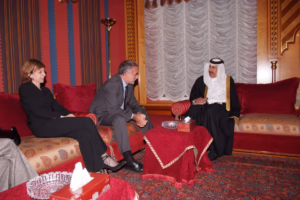 معالي رئيس مجلس الوزراء وزير الخارجية الشيخ حمد بن جاسم بن جبر آل ثاني يستقبل لويس مورينو أوكامبو في الدوحة – 29 يناير 2008