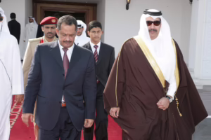 معالي رئيس مجلس الوزراء وزير الخارجية الشيخ حمد بن جاسم بن جبر آل ثاني يودّع علي محمد مجور في الدوحة – 30 يناير 2008