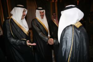 معالي رئيس مجلس الوزراء وزير الخارجية الشيخ حمد بن جاسم بن جبر آل ثاني يستقبل ولي عهد المملكة العربية السعودية الأمير سلطان بن عبد العزيز في الدوحة – 11 مارس 2008