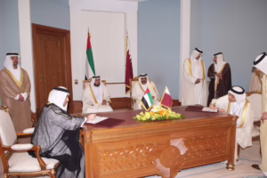 سمو الأمير الشيخ حمد بن خليفة آل ثاني يستقبل رئيس دولة الإمارات العربية المتحدة الشيخ خليفة بن زايد آل نهيان في الدوحة – 24 مارس 2008