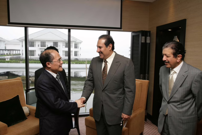 معالي رئيس مجلس الوزراء وزير الخارجية الشيخ حمد بن جاسم بن جبر آل ثاني يلتقي رئيس فيتنام ونائب رئيس الوزراء في هانوي – 3 أبريل 2008