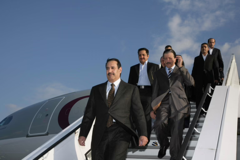 معالي رئيس مجلس الوزراء وزير الخارجية الشيخ حمد بن جاسم بن جبر آل ثاني يصل إلى برلين في زيارة رسمية إلى ألمانيا – 21 أبريل 2008