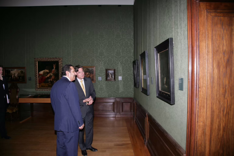 معالي رئيس مجلس الوزراء وزير الخارجية الشيخ حمد بن جاسم بن جبر آل ثاني يلتقي وزير خارجية هولندا في لاهاي – 24 أبريل 2008